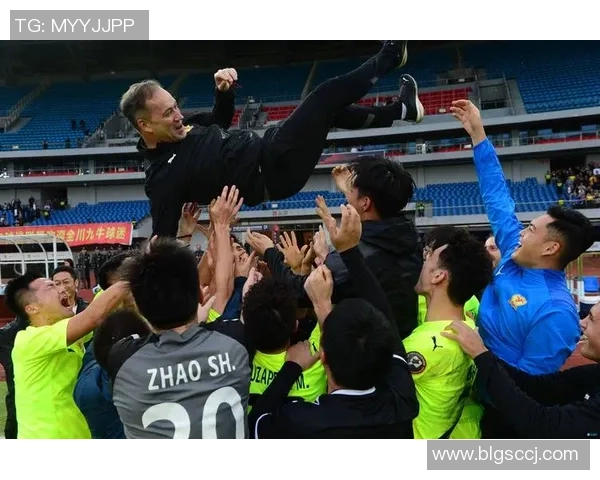 四川九牛与海南海口的精彩对决展现篮球魅力与团队精神 四川九牛与海南海口的精彩对决展现篮球魅力与团队精神